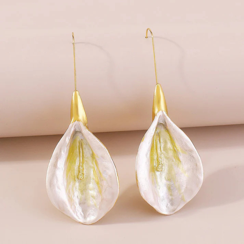 Elegante Bloem Bengelen Oorbellen - Bella voor een verfijnde look