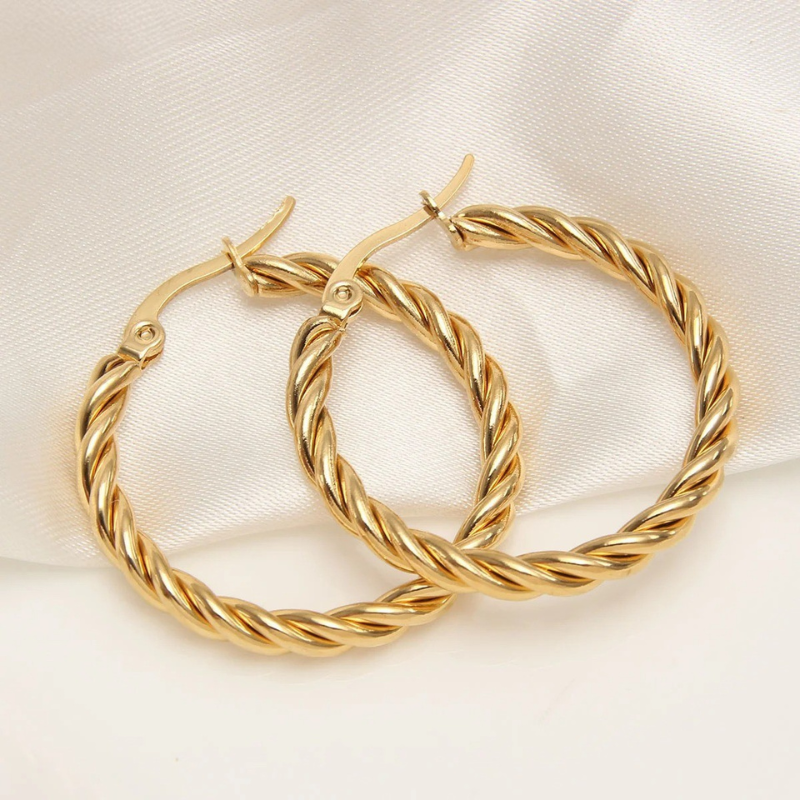 Elegante Donker Goud Hoepel Oorbellen - Celeste voor Tijdloze Stijl