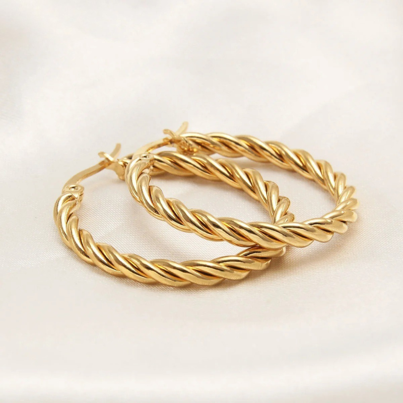 Elegante Donker Goud Hoepel Oorbellen - Celeste voor Tijdloze Stijl