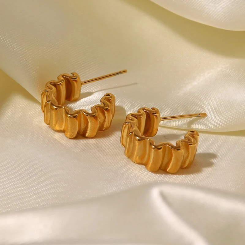 Gouden Oorbellen met Rimpeltextuur - Olivia