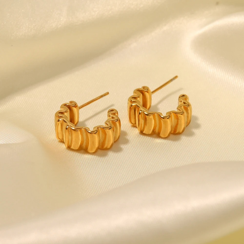 Gouden Oorbellen met Rimpeltextuur - Olivia