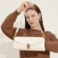Dames schoudertas van synthetisch leer met elegante metalen gesp - Amandine