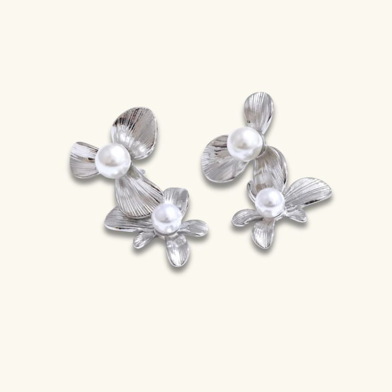 Gouden Bloem Oorknopjes met Parels - Jean