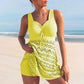 Vrouwelijk Tankini Ensemble met kanten overlay, gerimpelde buste, halterkraag en zwemshorts voor een elegante en comfortabele uitstraling