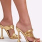 Metaal high heel sandalen met ruches en vierkante aspedster