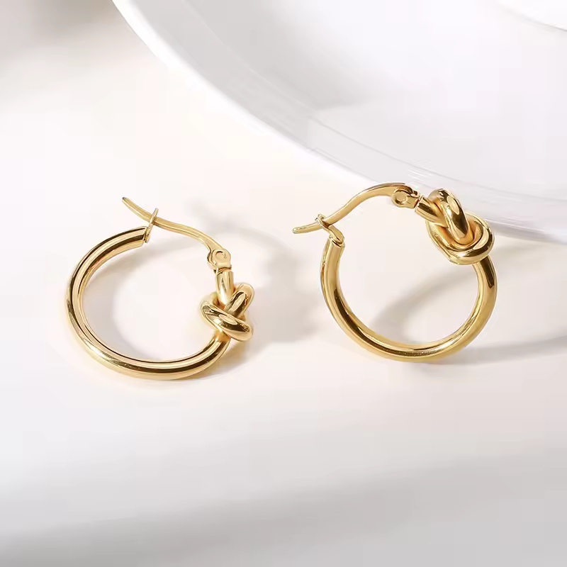 Elegante Knoop Hoepel Oorbellen - Aria voor een stijlvolle look