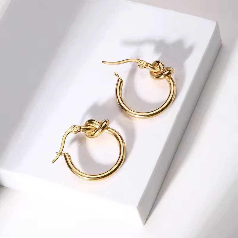 Elegante Knoop Hoepel Oorbellen - Aria voor een stijlvolle look