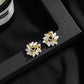 Elegante Bloesem Stud Oorbellen met Jasmijn Themasluiting