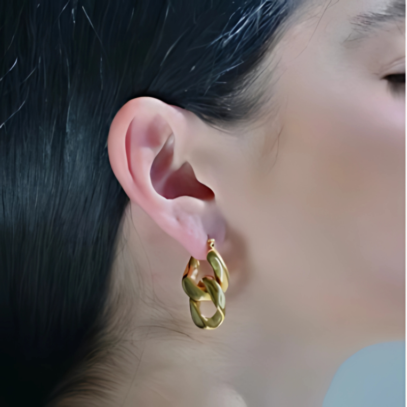 Gouden Geometrische Ovale Bengelende Oorbellen - Hannah