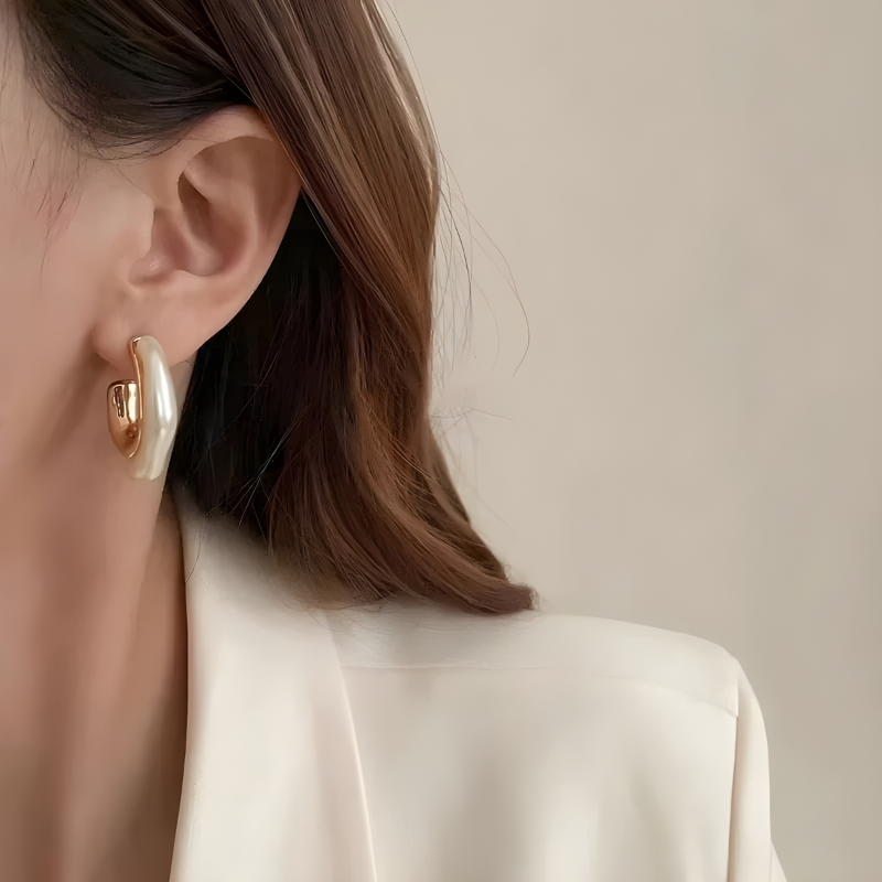 Elegante Onregelmatige  C-vorm Parel Oorbellen – Eudora