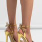 Vierkante hoge hak sandalen met vlinderdecoratie voor een elegante uitstraling