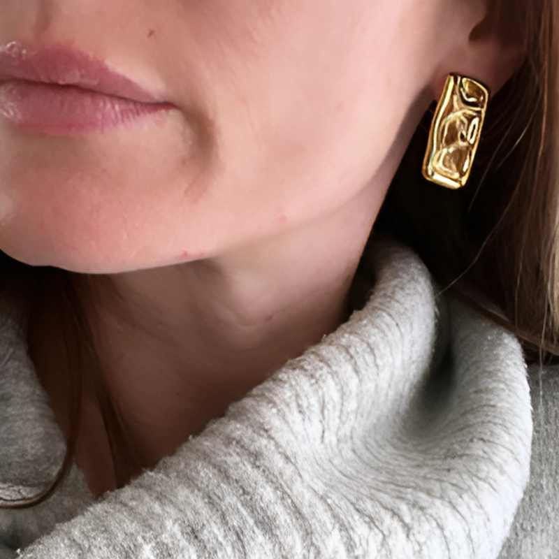 Gouden Geometrische Pod Oorbellen - Lucy