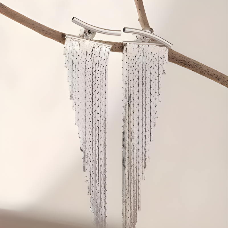 Stijlvolle Zilveren Tassel Oorbellen - Bernice voor een Elegante Look
