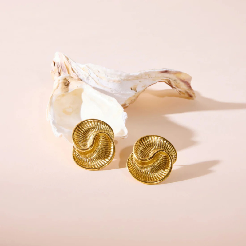 Gouden Geweven Spiraal Oorbellen - Clover