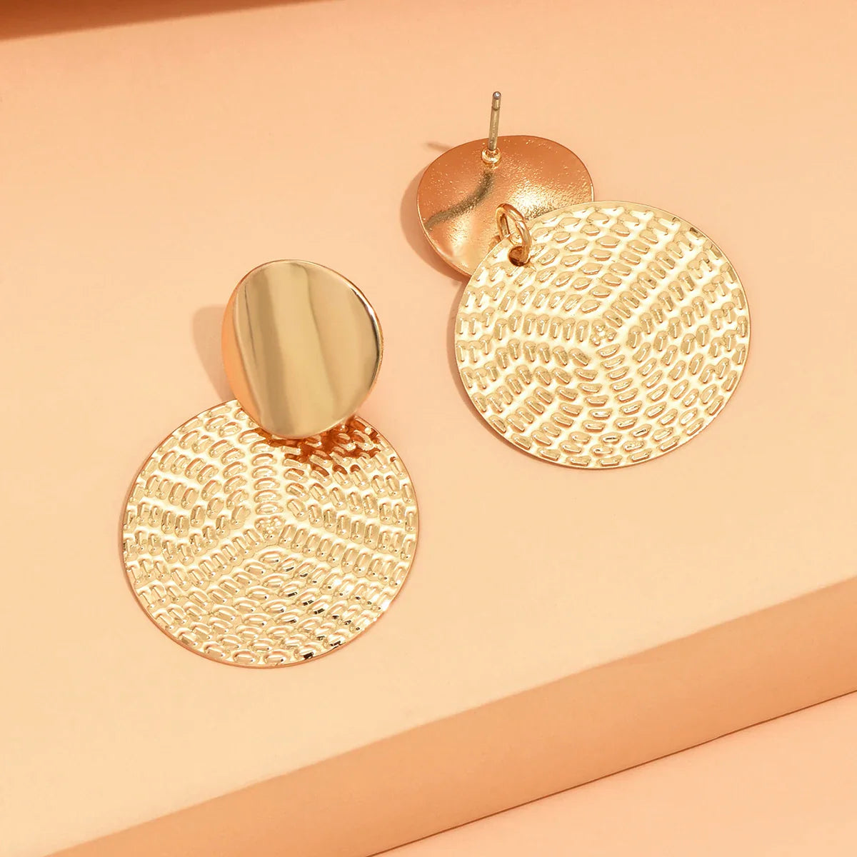 Schattige Oorbellen Goud/Zilver met een Maansfeer
