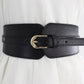 Breedceinture van goud met elegante gesp