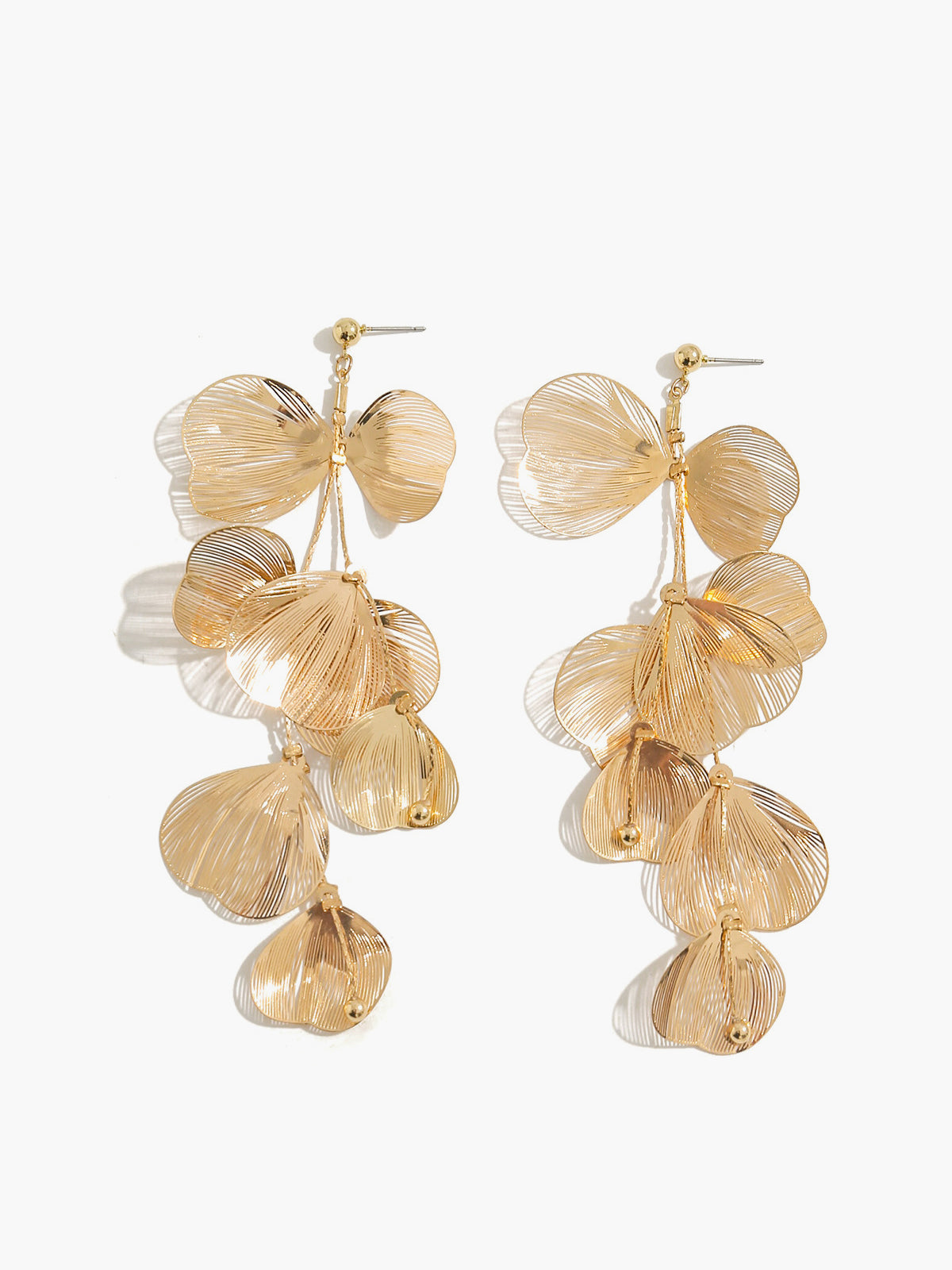 Luxe Lange Gouden Oorbellen met Bladvormige Hangers – Elegant Design