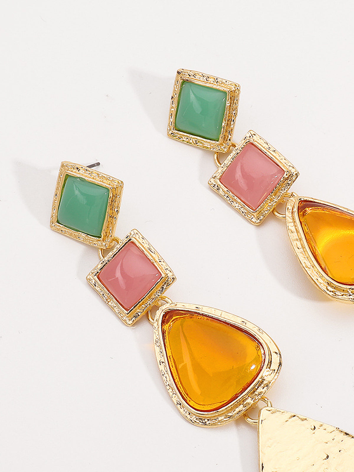 Geleefde geometrische resin oorbellen met elegante druppel
