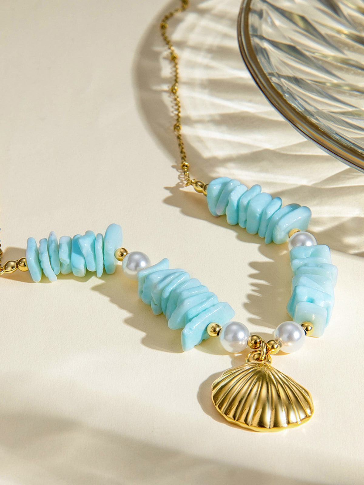Zeegroene parelmoer schat - Elegante en unieke ketting