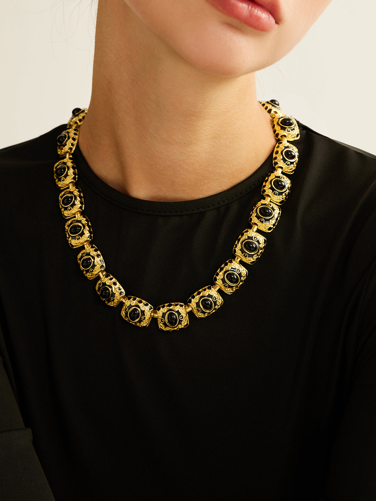 Stijlvolle Vintage Gecakralen Ketting - De Ontmoetingsplek van Elegantie en Soepelheid