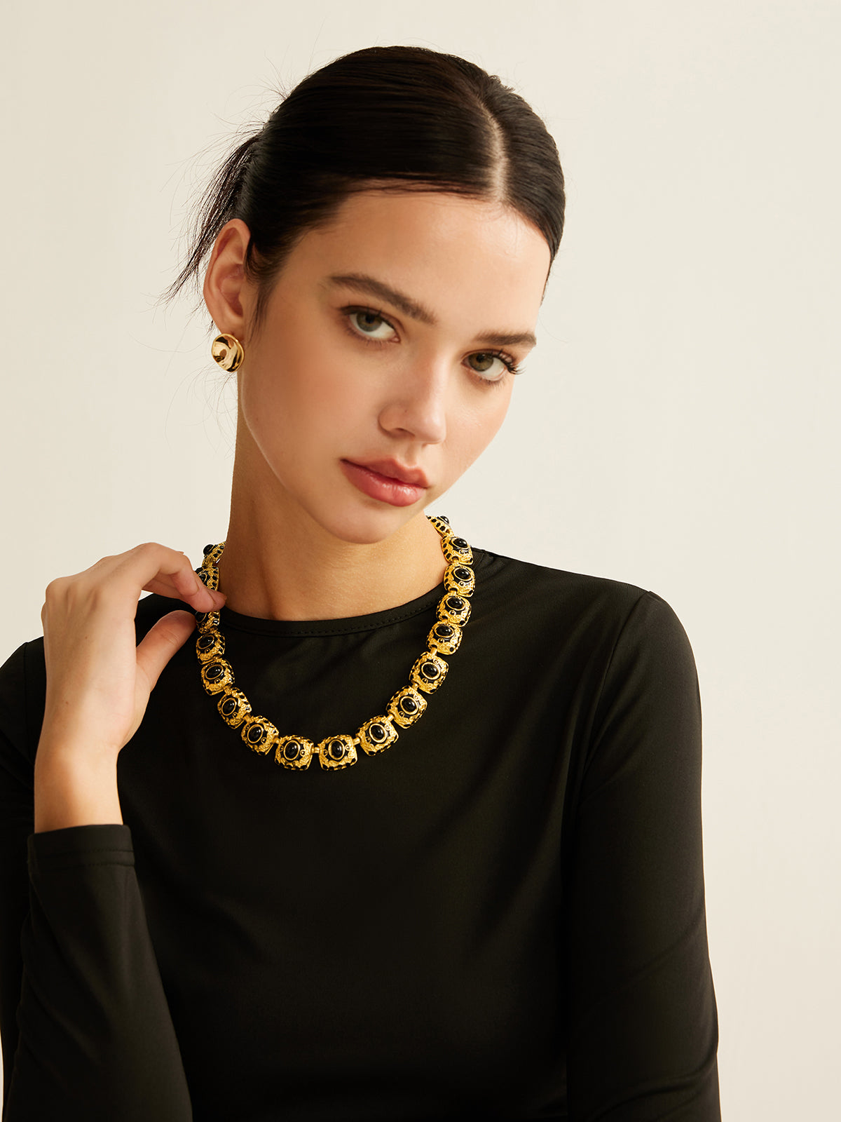 Stijlvolle Vintage Gecakralen Ketting - De Ontmoetingsplek van Elegantie en Soepelheid
