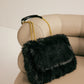 Elegante tas met grootruimte fuzzy-flap voor stijlvolle opbergruimte