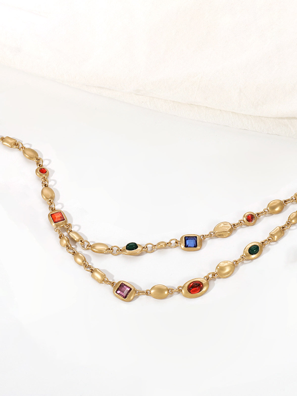 Kralenketting met gekleurde parels in dubbele rij - Elegant en uniek stijl