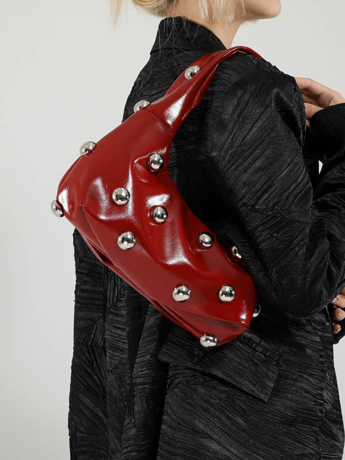 Chic Ronde Studded Onderarmtas