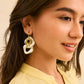 Oorbellen met grote, elegante ringen