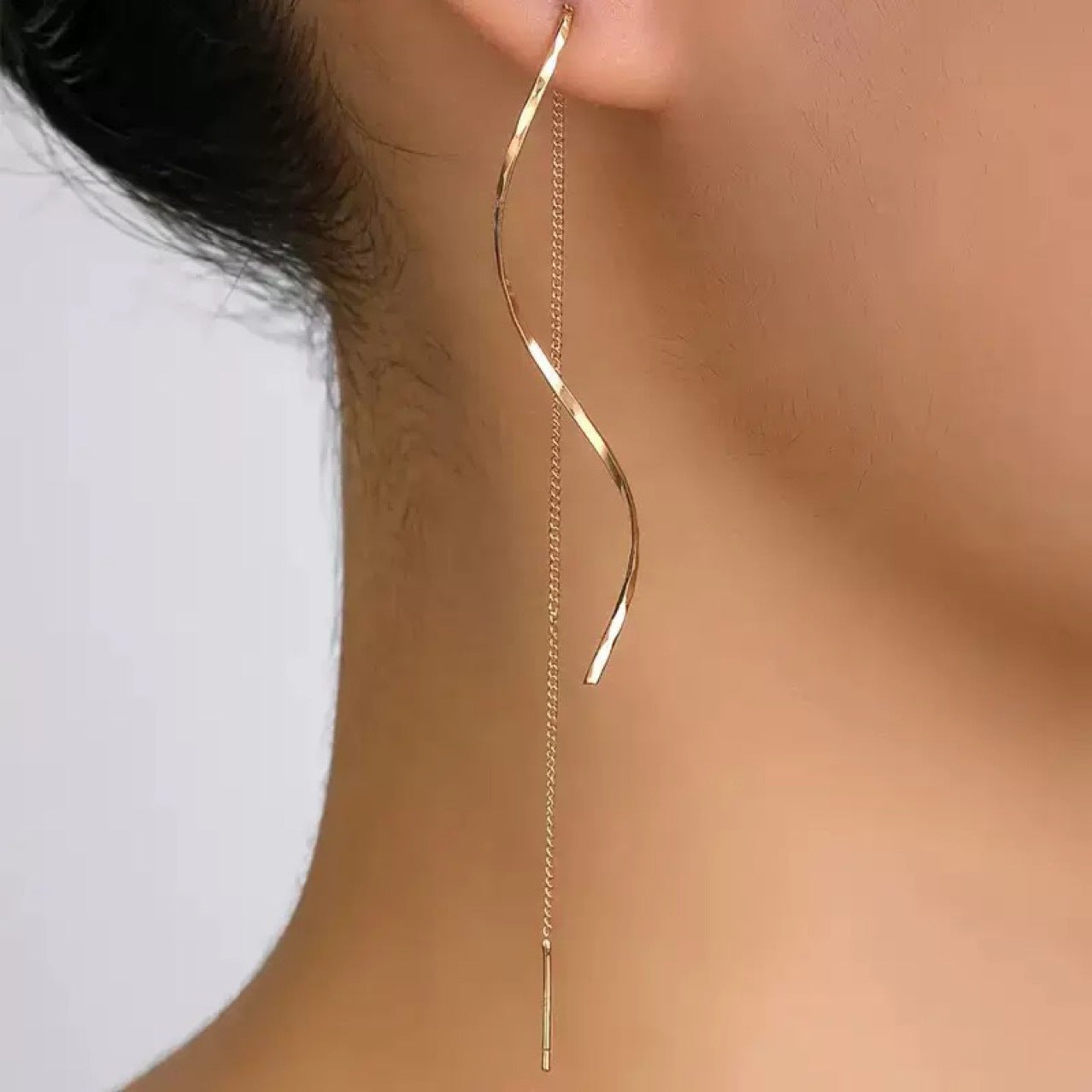 Hangende Draad Oorbellen in Goud, Zilver & Roségoud voor Subtiele Elegantie