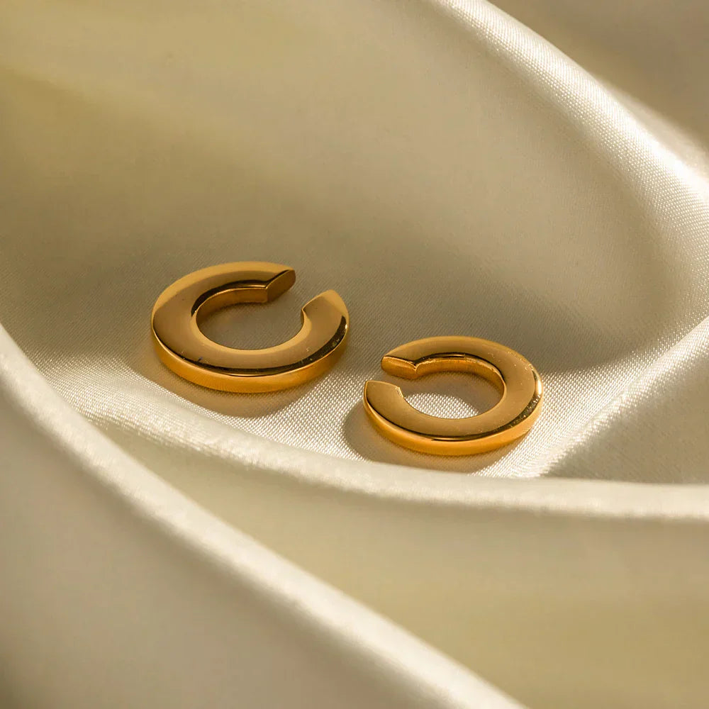 Stijlvolle Elodie Clip On Oorbellen in Elegant Goud