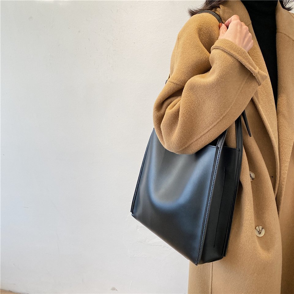 De Minimalistische Vierkante Schoudertas Elegante