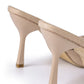 Laarzen met hoge hakken, pointy neus en sprankelende strassversiering