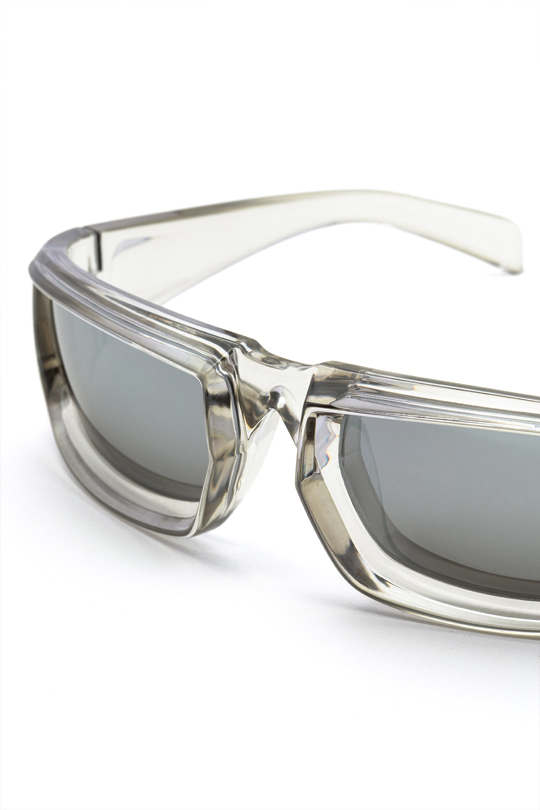 Transparante Rechte Zonnebril Unisex – Modieuze Zilverkleurige Look