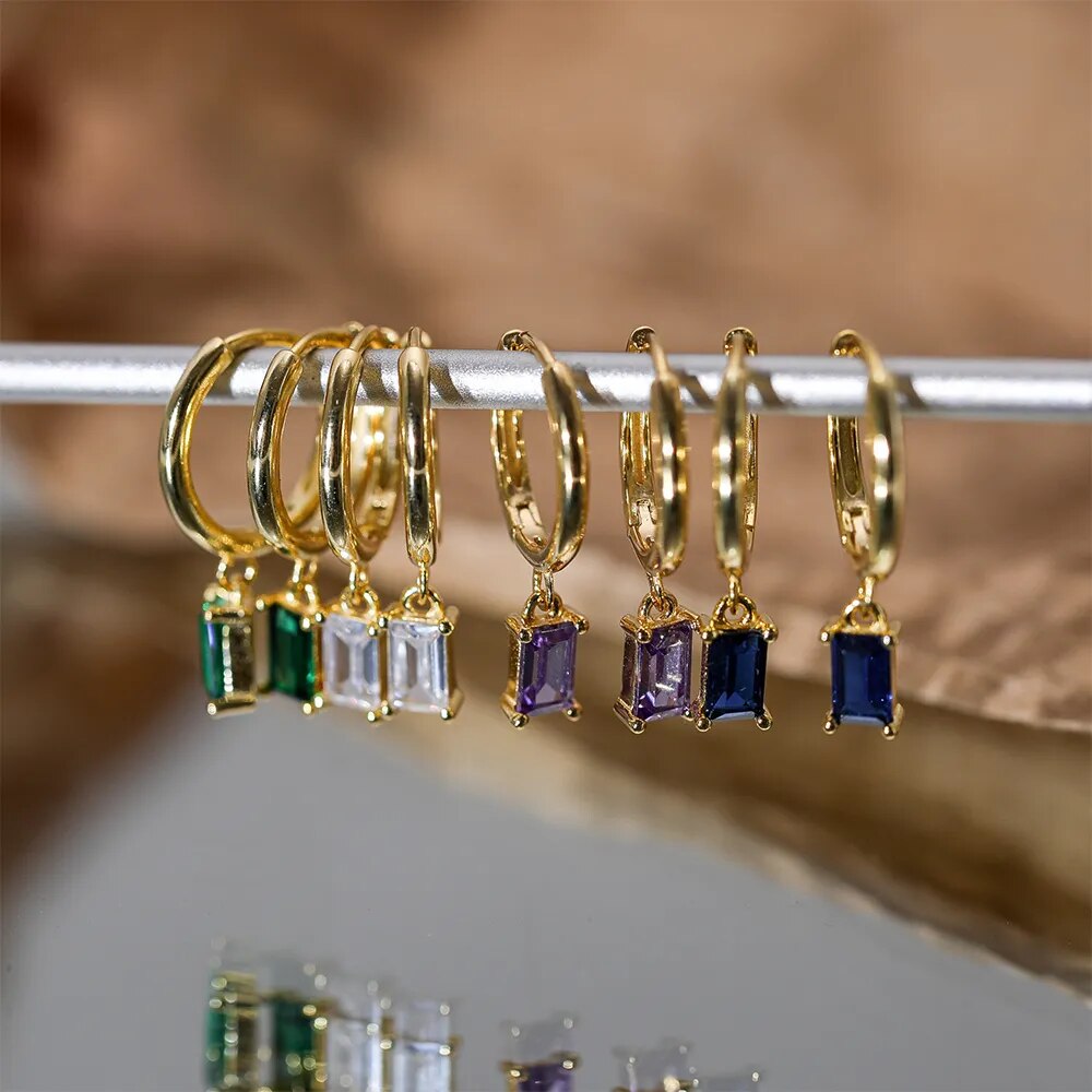 Chic et Élégantes Boucles d'Oreilles Carrées avec Zircone - Lauren