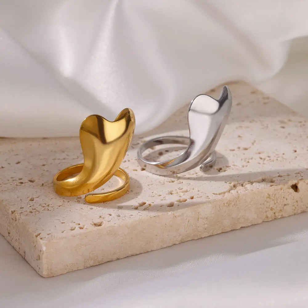 Stijlvolle verstelbare ring met groot hart – Camille elegante design