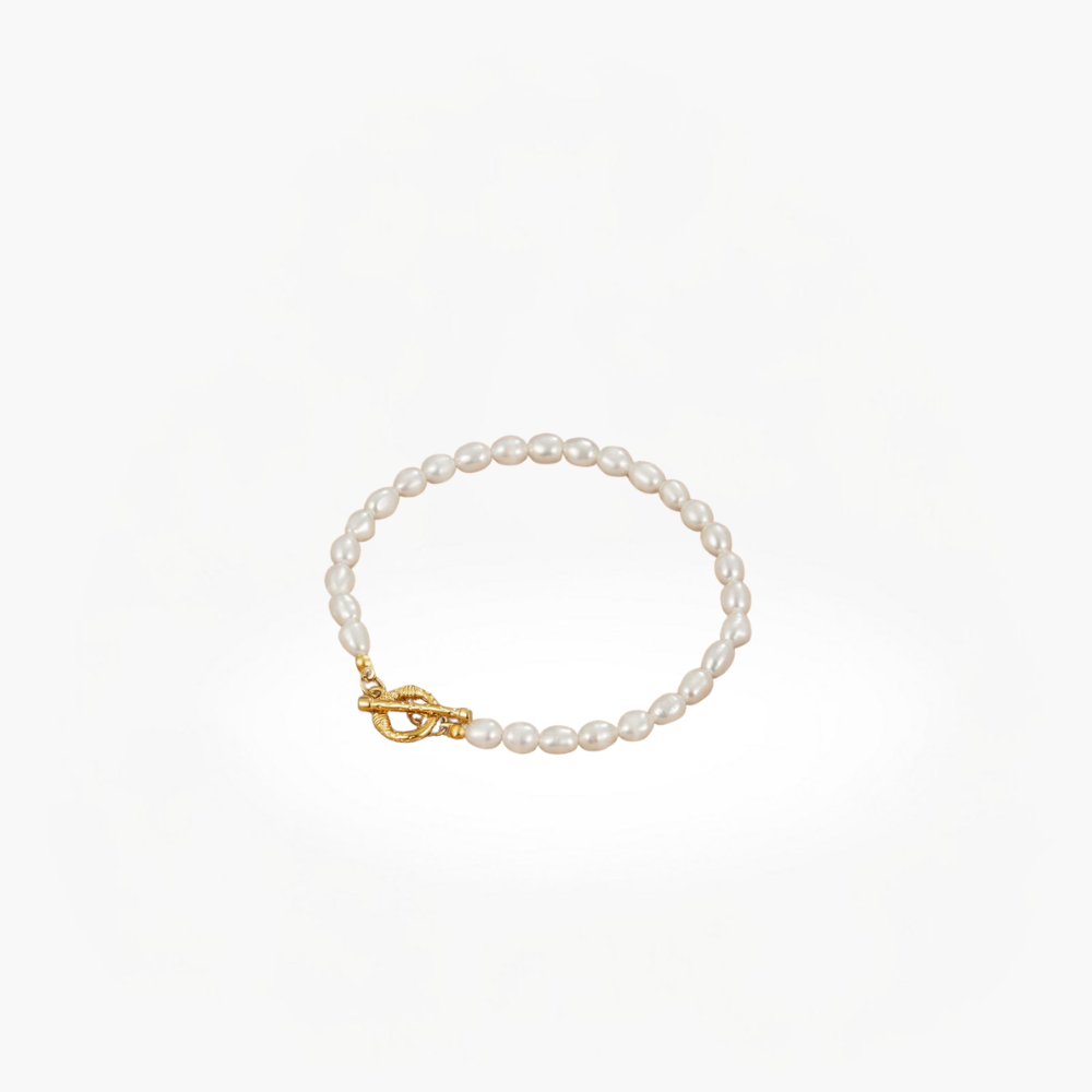 Elegante armband met subtiele parelenkettens voor een bijzondere stijl